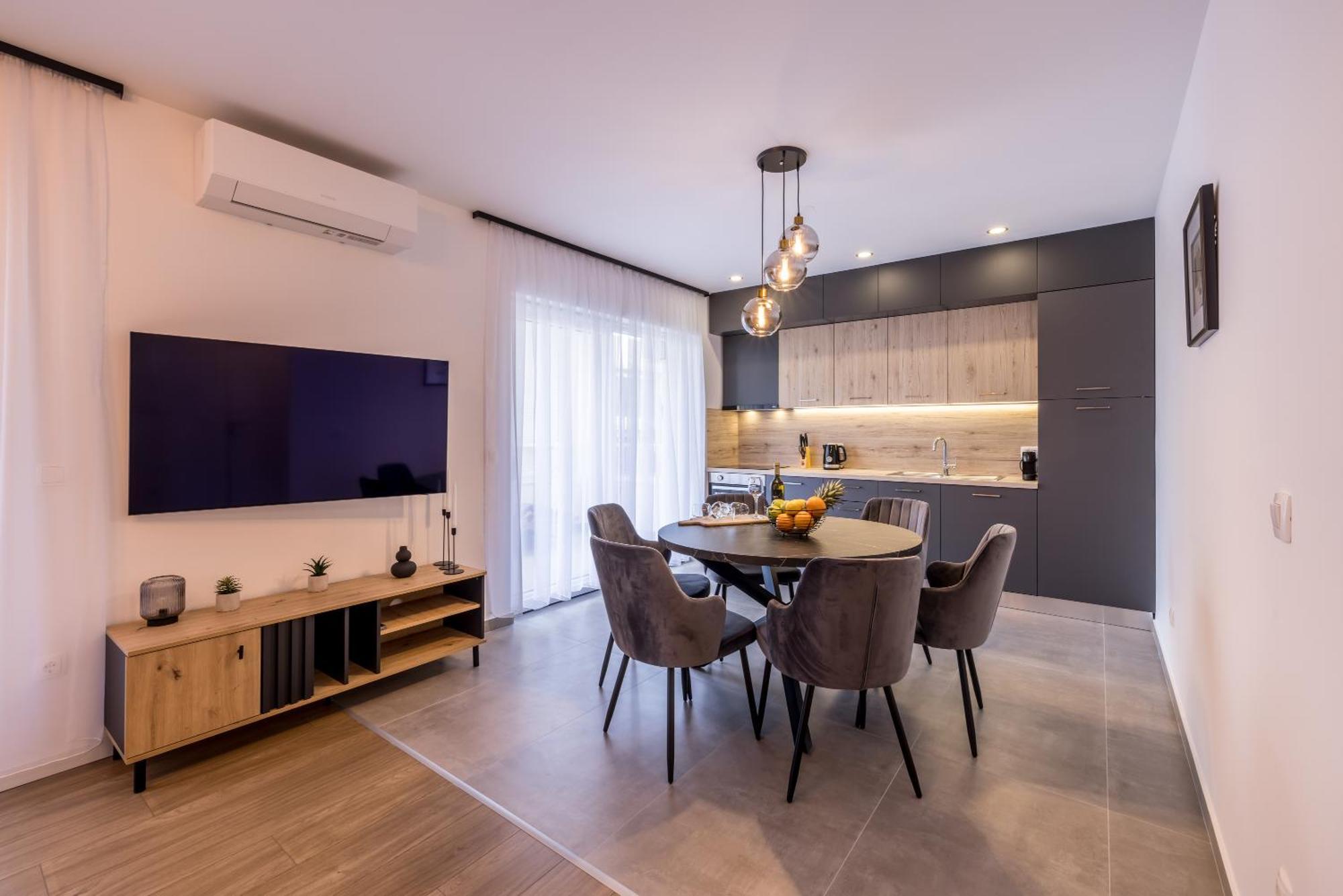 Adriatic Nest, Cozy And Modern Two Bedroom Apartment Kastela Luaran gambar
