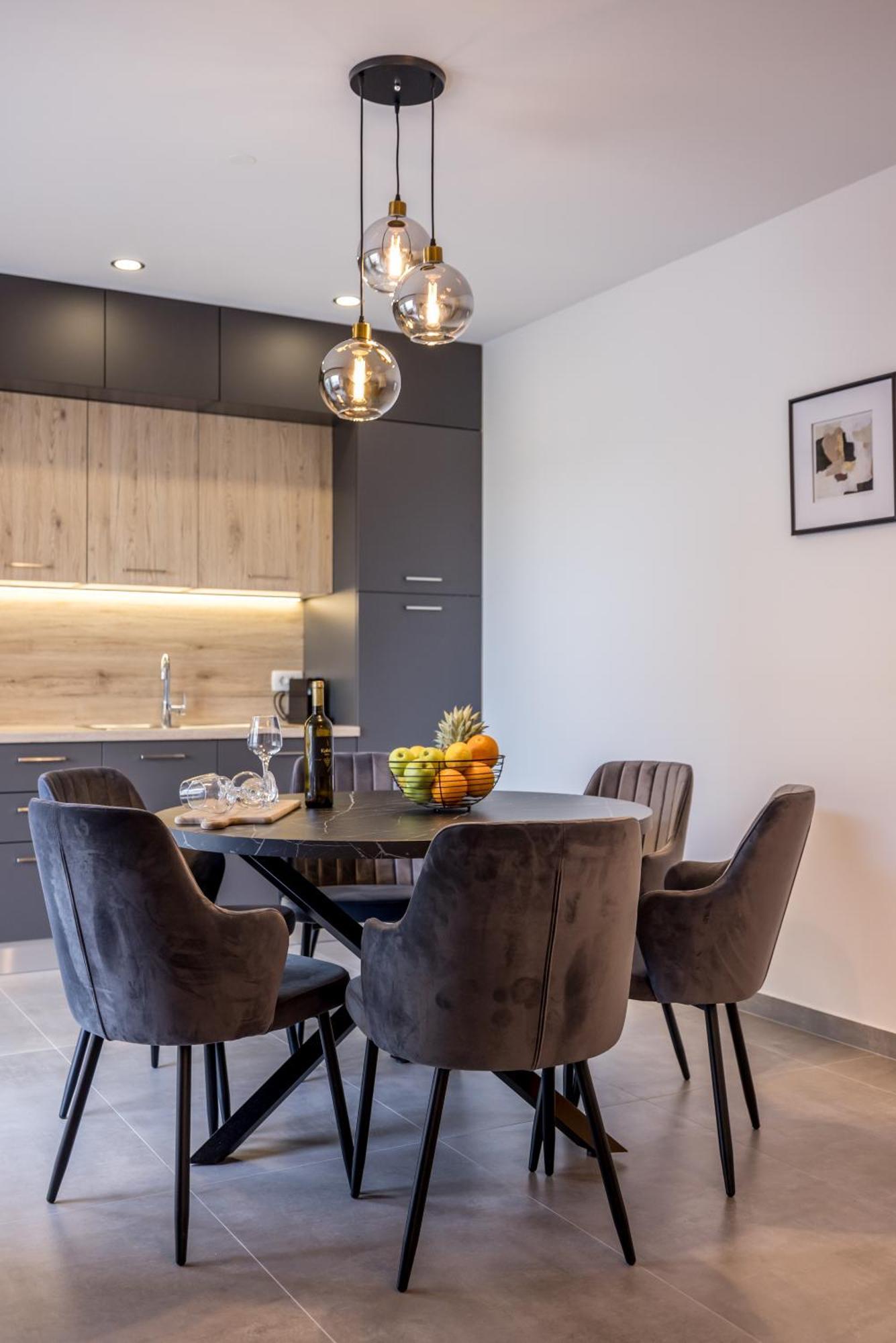 Adriatic Nest, Cozy And Modern Two Bedroom Apartment Kastela Luaran gambar
